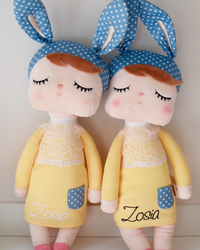 Lalka Metoo w żółtej sukience