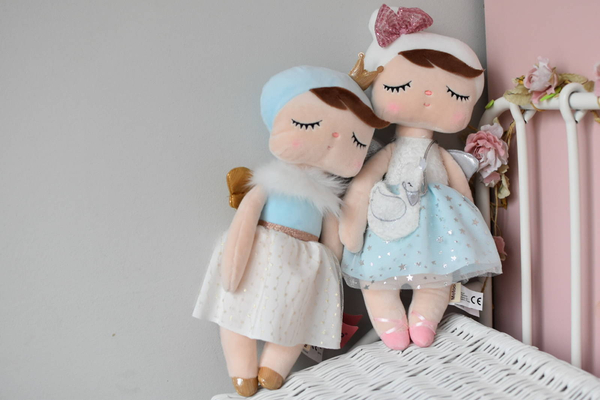 Lalka Metoo Aniołek z torebeczką