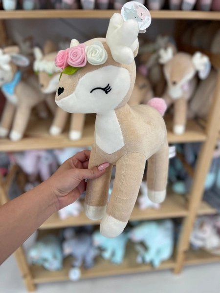 Pluszowa Sarenka z kolorowym wianuszkiem