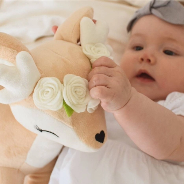 Pluszowa Sarenka z kremowym wianuszkiem - Duża