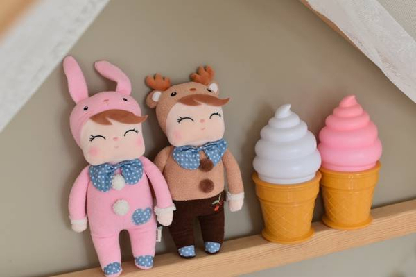 Lalka Metoo Angela- Króliczek