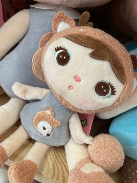 Lalka Metoo Mini Szary Jelonek 22cm