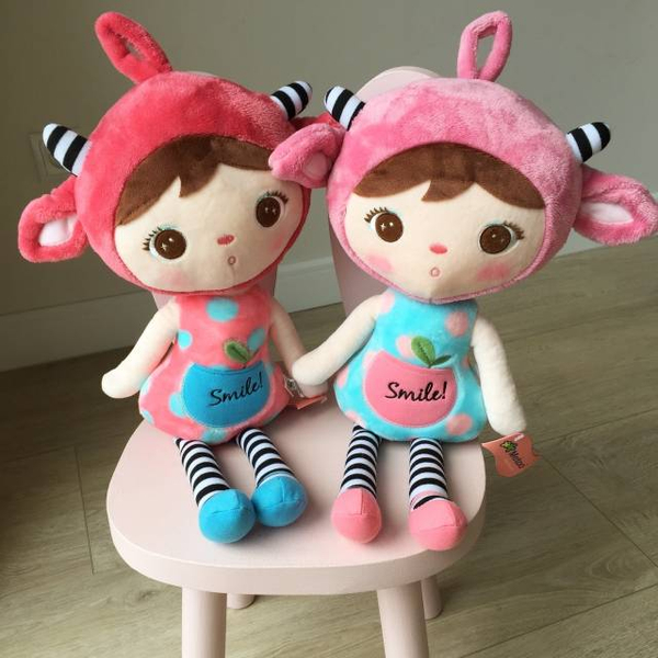 Lalka Metoo Smile truskawka 50cm