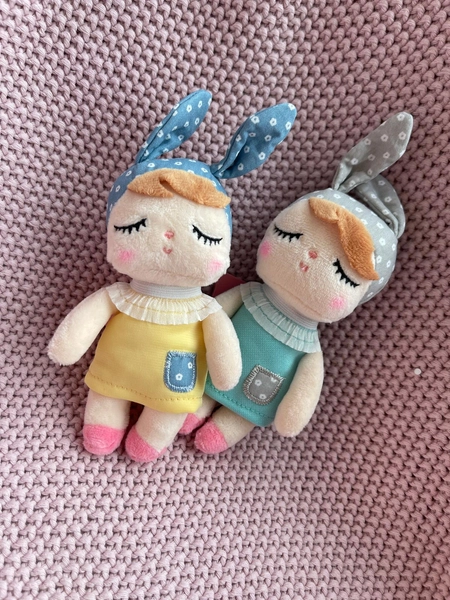Mini Lalka Metoo z uszkami w miętowej sukience