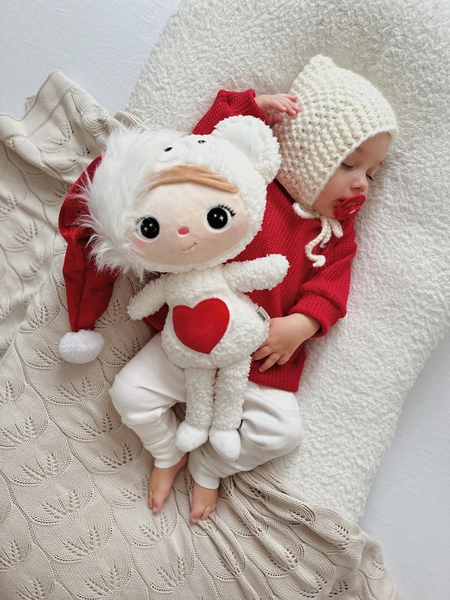 Miś Polarny z serduszkiem 46cm