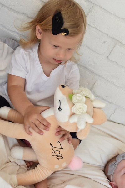 Pluszowa Sarenka z kremowym wianuszkiem - Duża