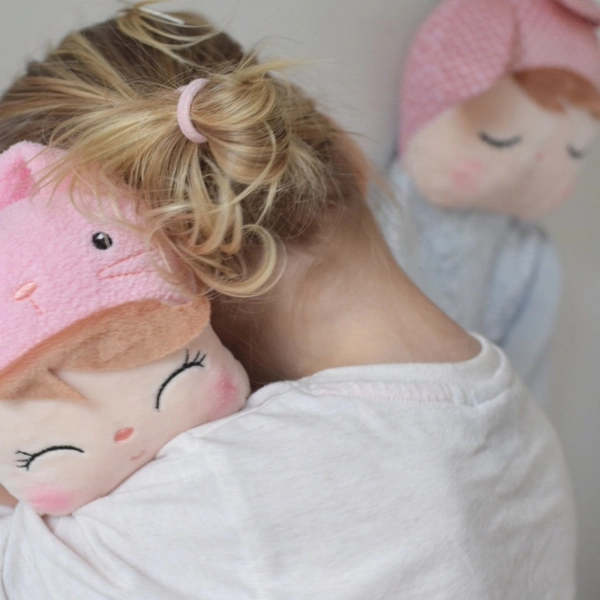 Lalka Metoo Angela- Króliczek