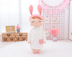 Lalka Metoo XL w białej sukience