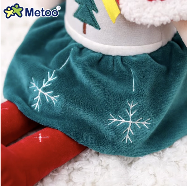 Świąteczna lalka Metoo w zielonej spódniczce